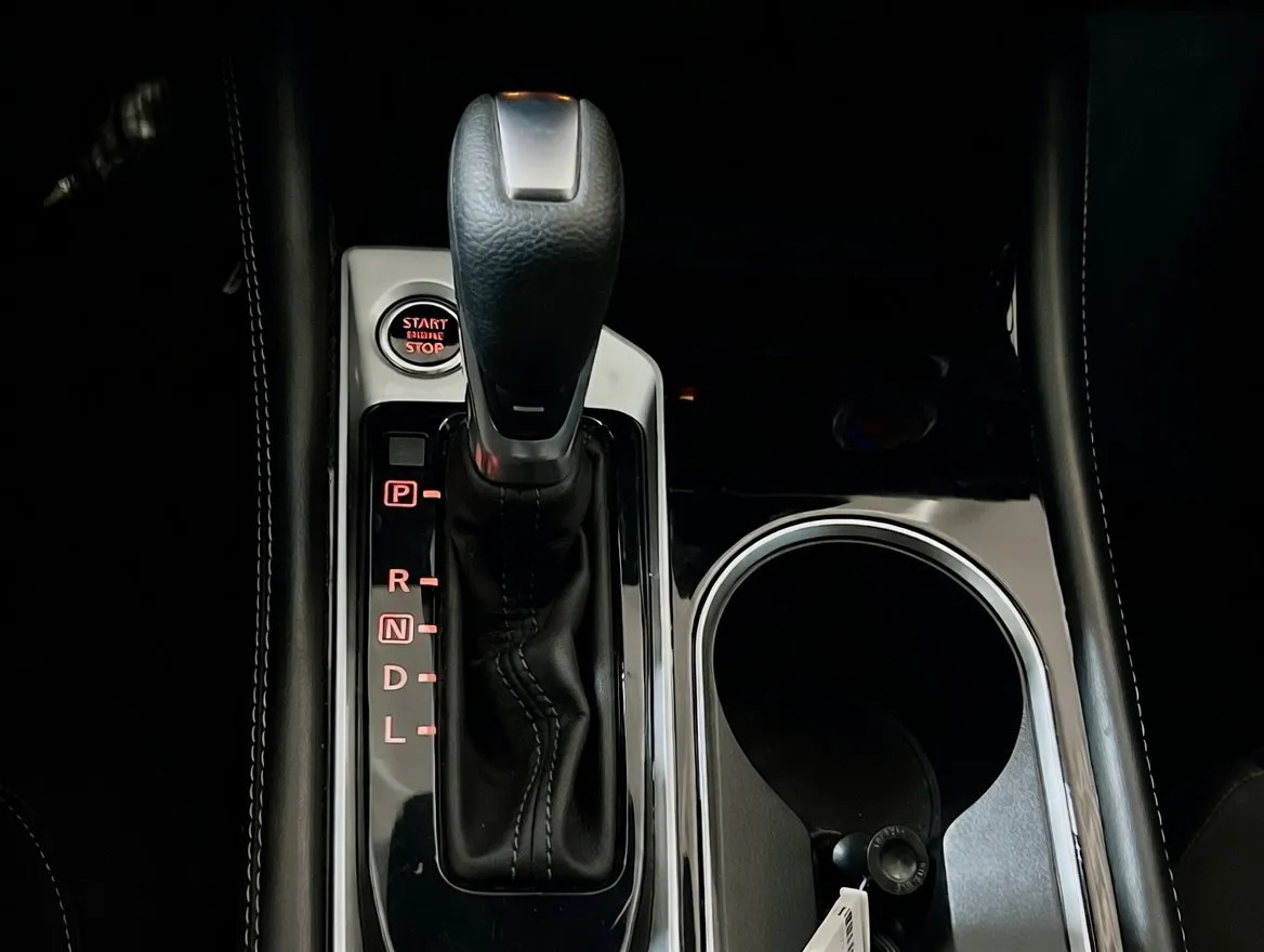 2023 Nissan Altima SV - Photo 12