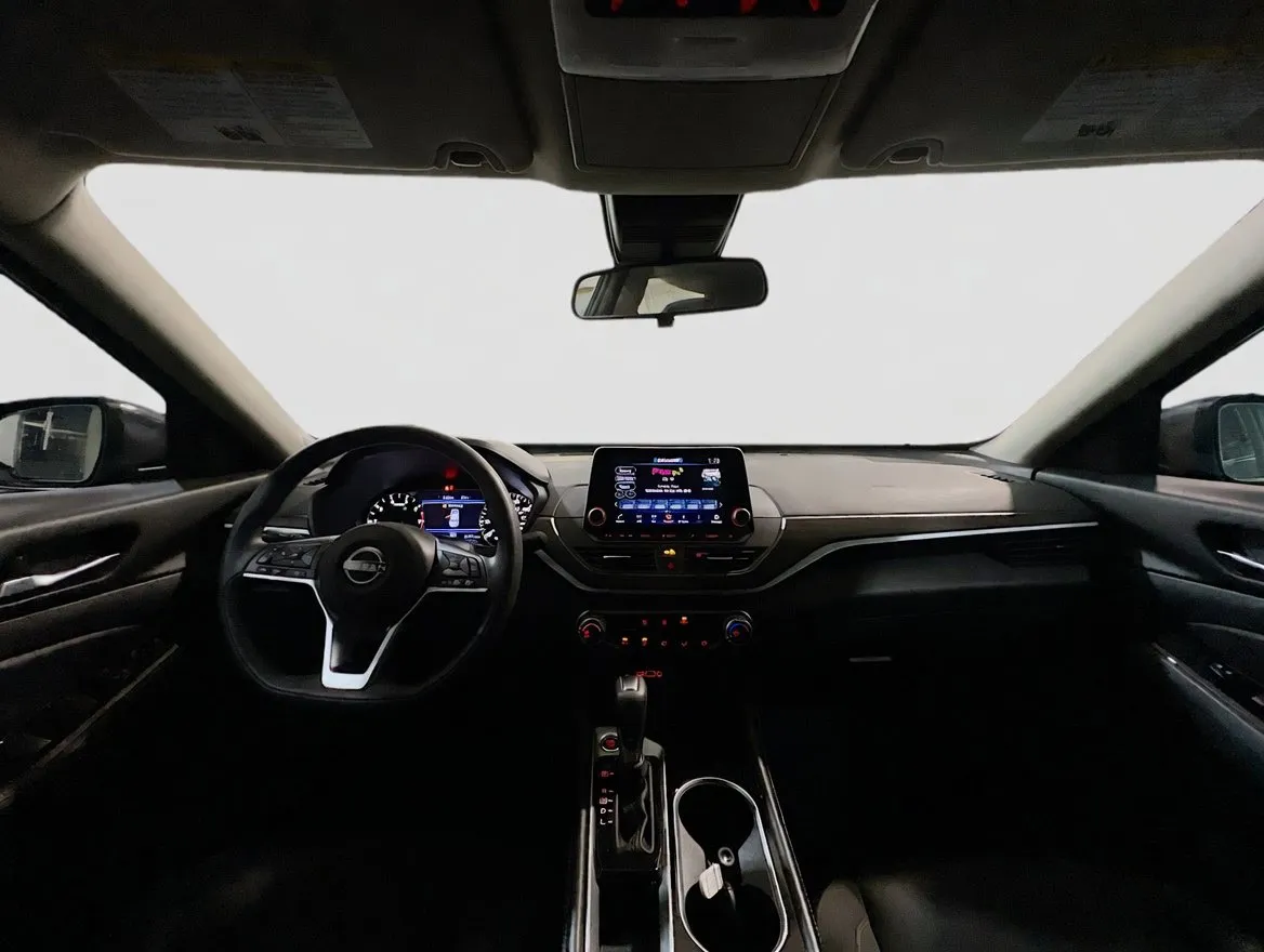 2023 Nissan Altima SV - Photo 15