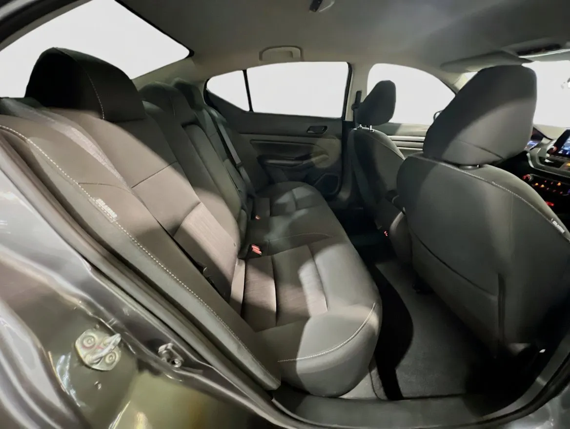 2023 Nissan Altima SV - Photo 18