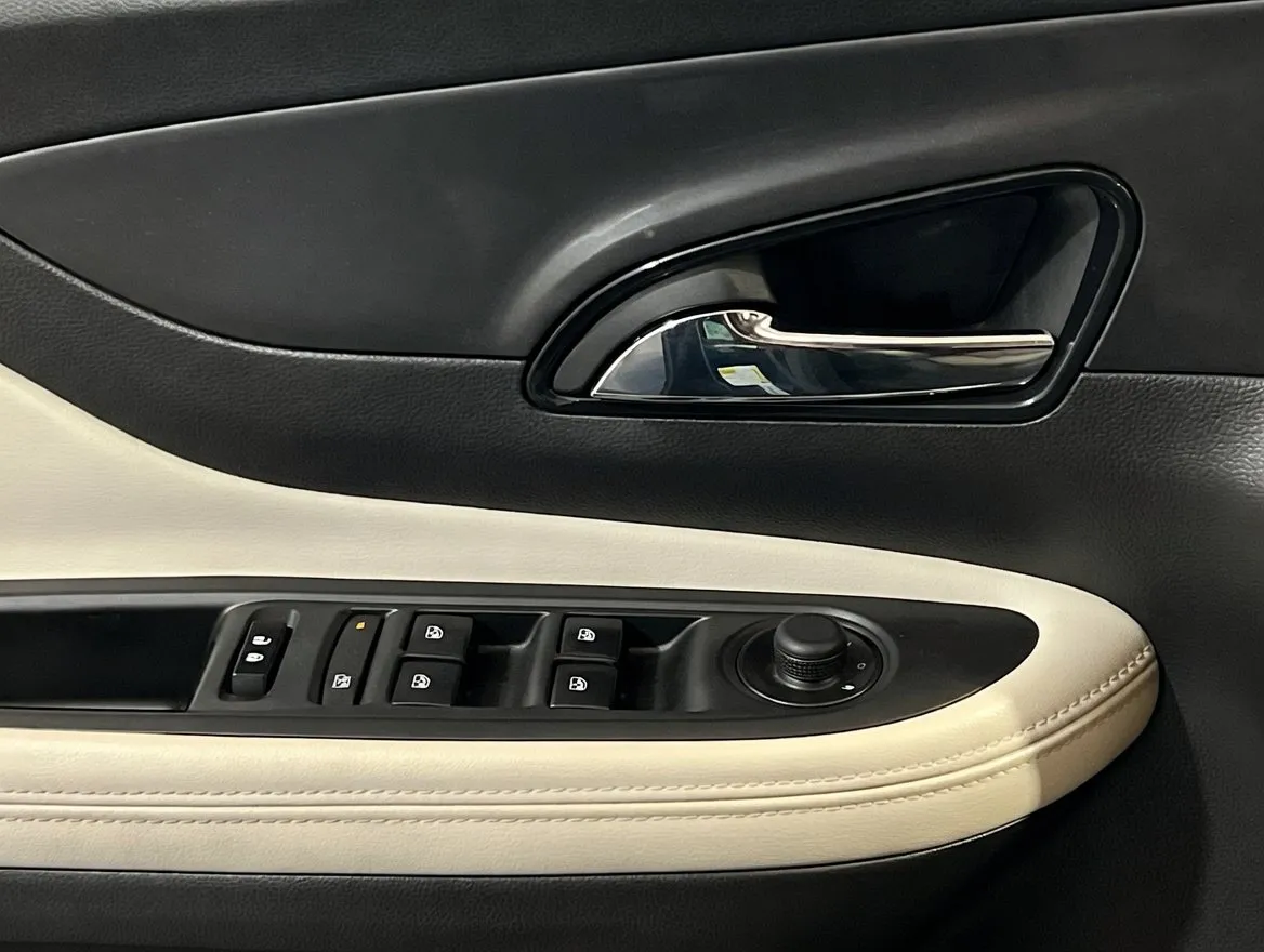 2019 Buick Encore Essence - Photo 13