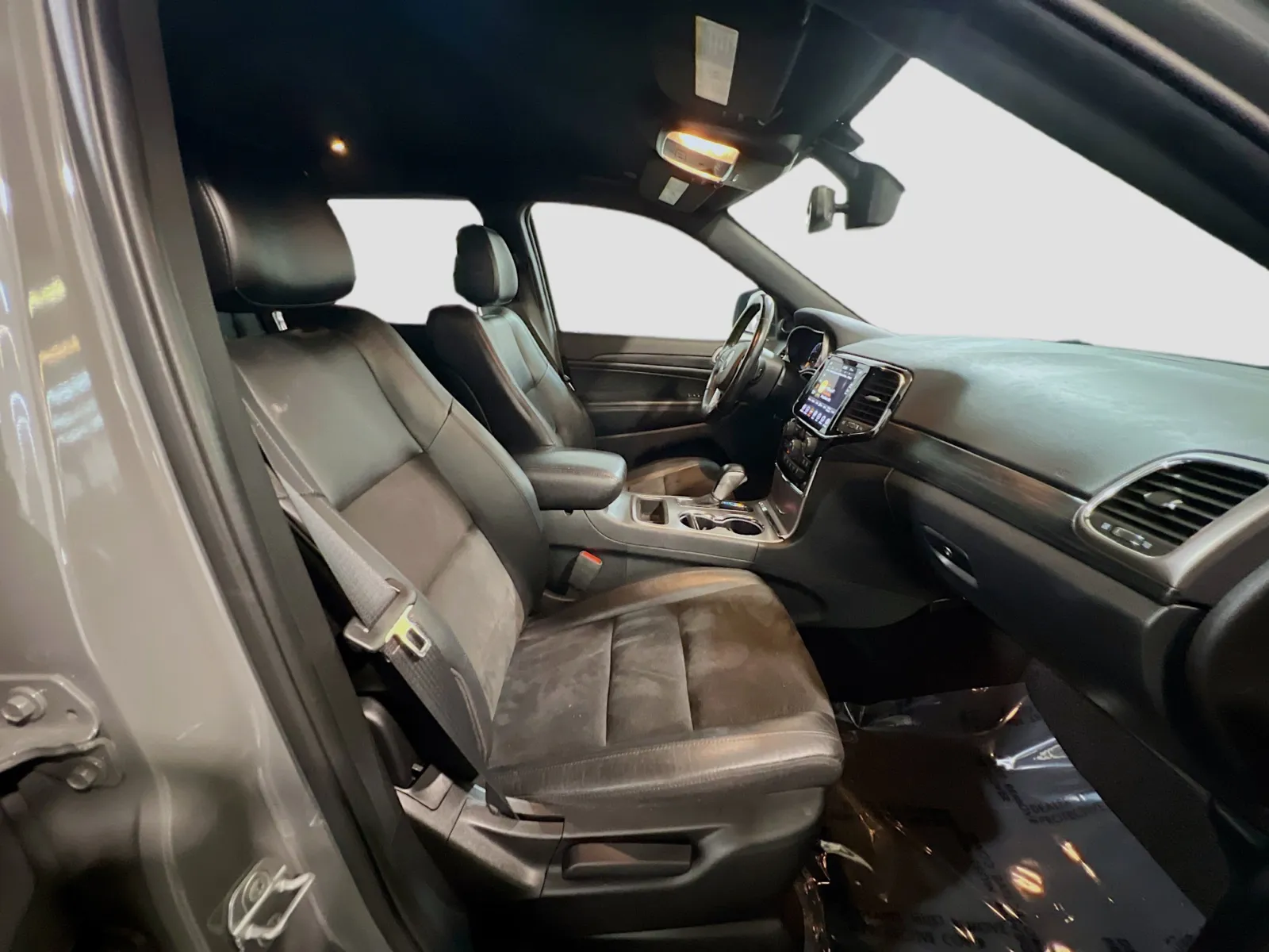 2020 Jeep Grand Cherokee Altitude - Photo 21