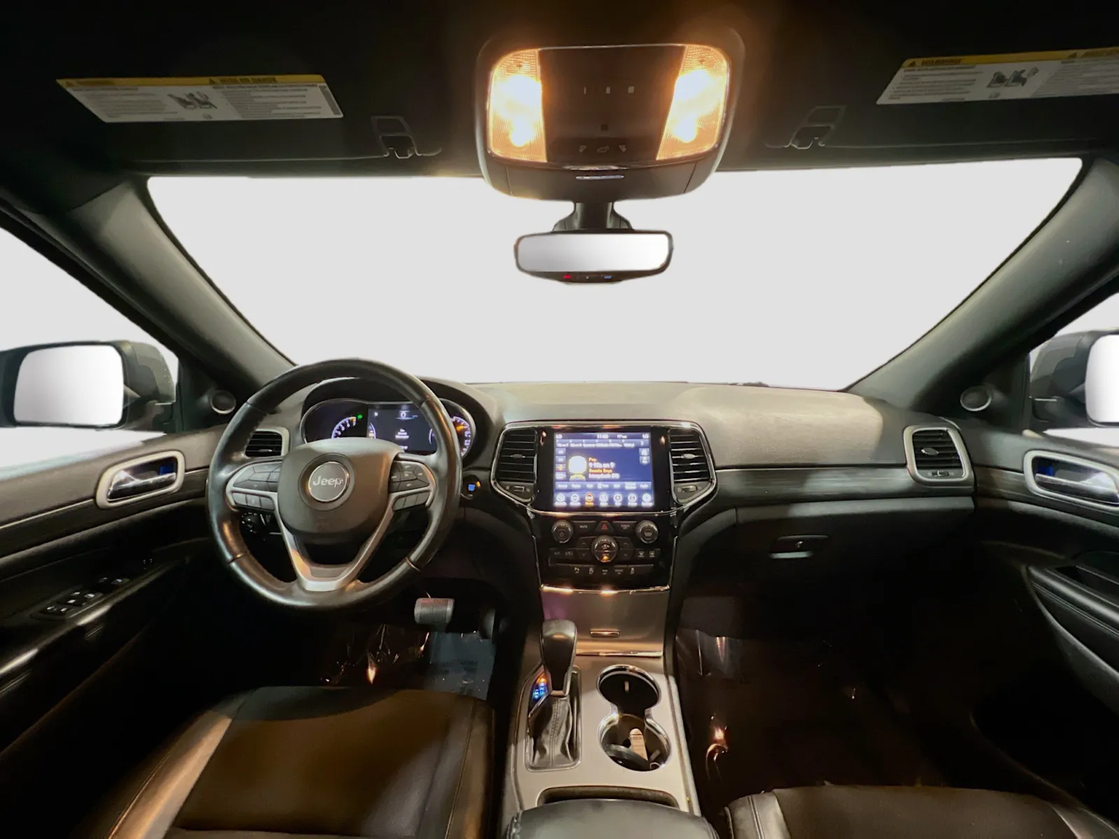 2020 Jeep Grand Cherokee Altitude - Photo 16