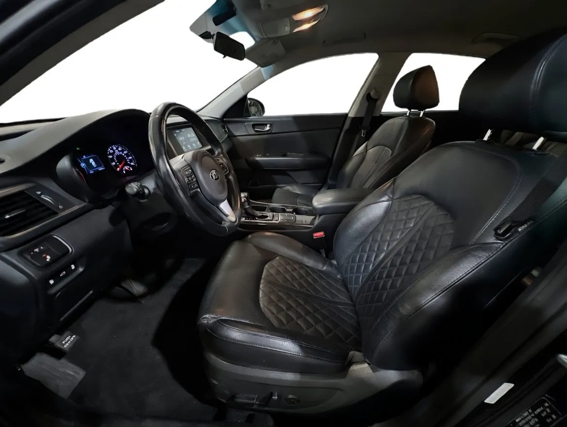 2018 Kia Optima EX - Photo 14