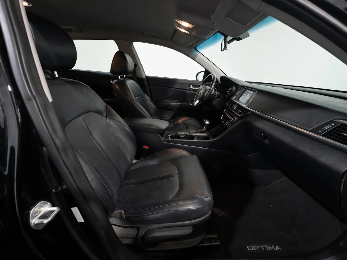 2018 Kia Optima EX - Photo 20