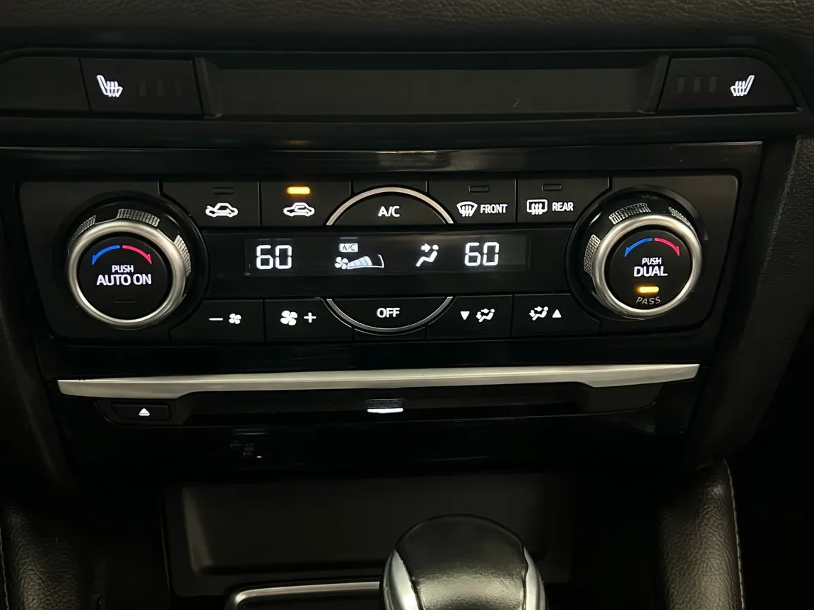 2017 Mazda Mazda6 i Grand Touring - Photo 12