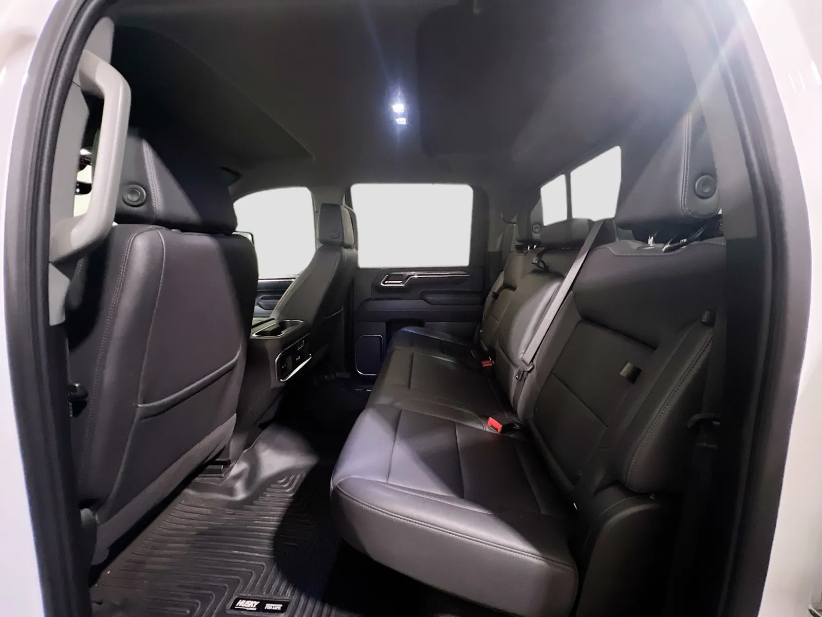 2024 Chevrolet Silverado 3500HD LTZ - Photo 17