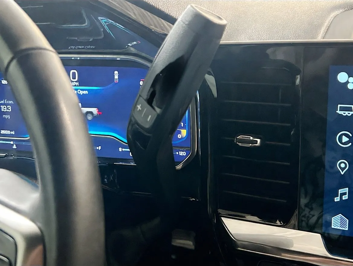 2024 Chevrolet Silverado 3500HD LTZ - Photo 12