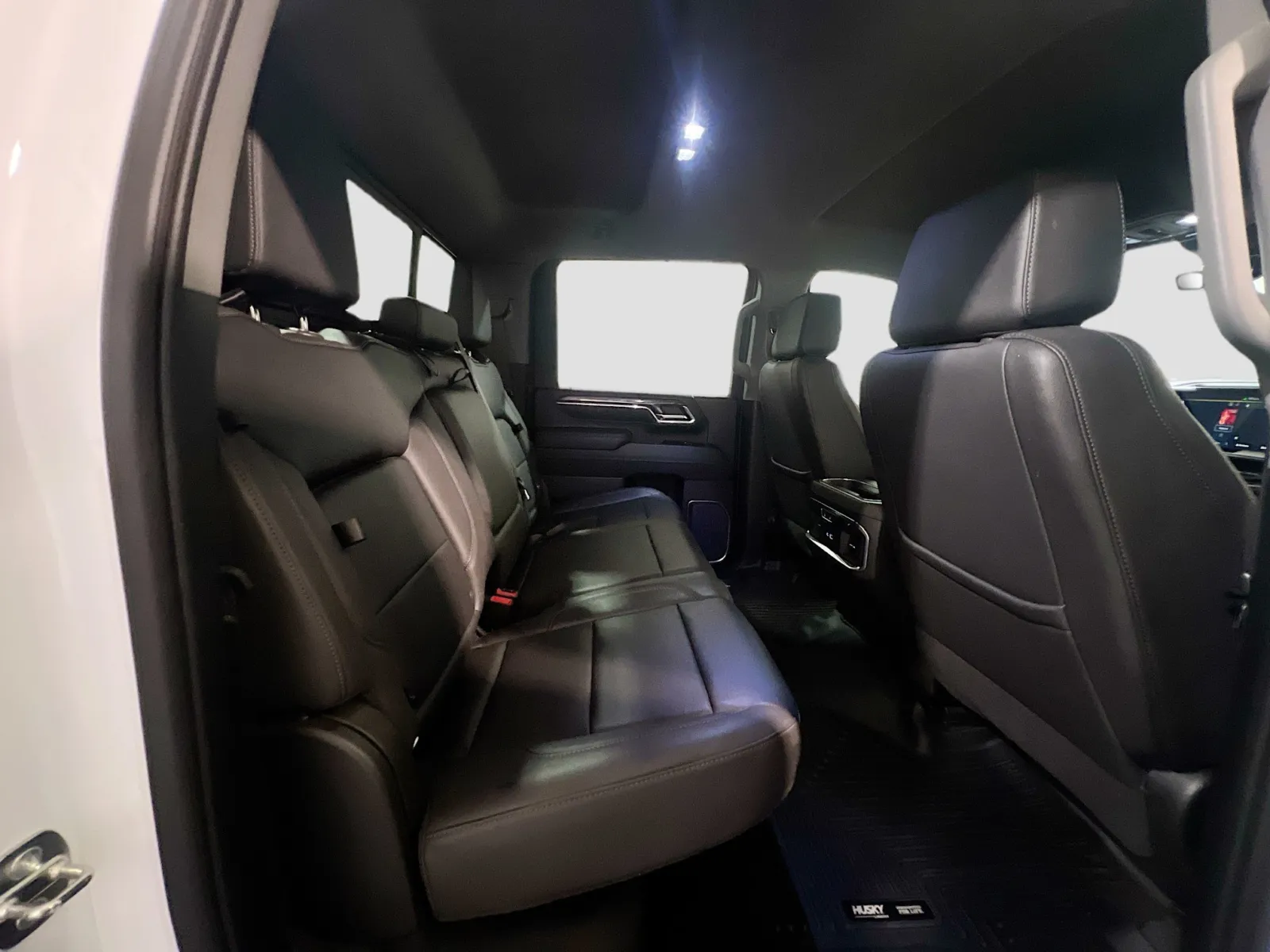 2024 Chevrolet Silverado 3500HD LTZ - Photo 20