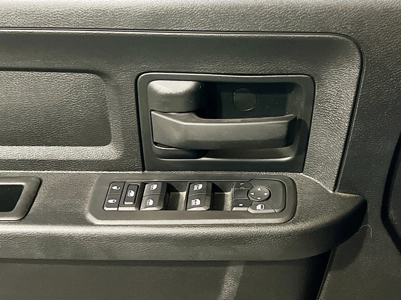 2025 RAM Ram 2500 Pickup Tradesman - Photo 14
