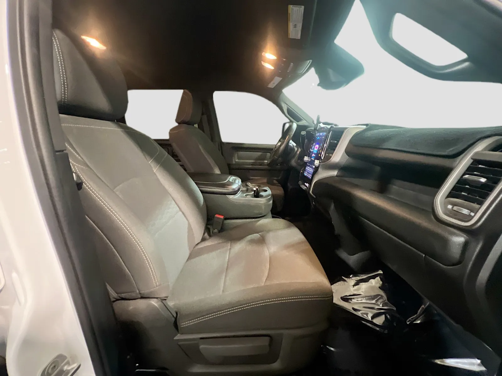 2025 RAM Ram 2500 Pickup Tradesman - Photo 21