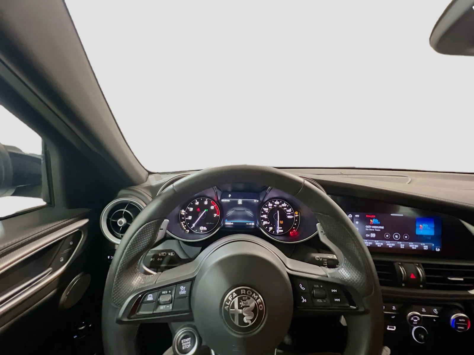 2023 Alfa Romeo Giulia Veloce - Photo 7