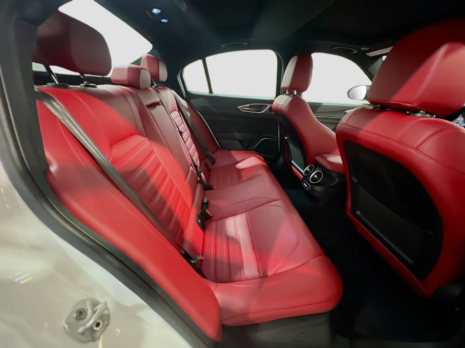 2023 Alfa Romeo Giulia Veloce - Photo 21
