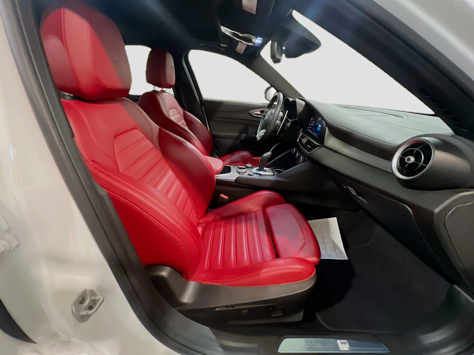 2023 Alfa Romeo Giulia Veloce - Photo 22