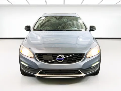 Photos of 2018 Volvo V60 Cross Country T5 for sale in Chandler, AZ at STG Auto Group of Chandler