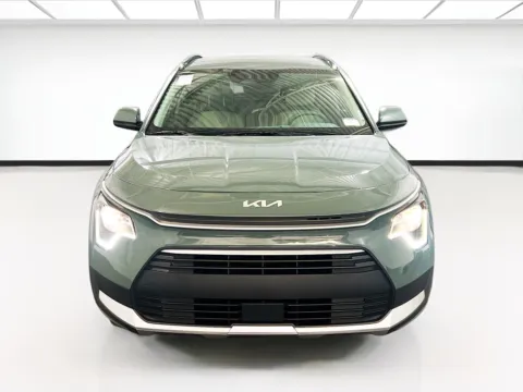 Photos of 2025 Kia Niro EX for sale in Chandler, AZ at STG Auto Group of Chandler