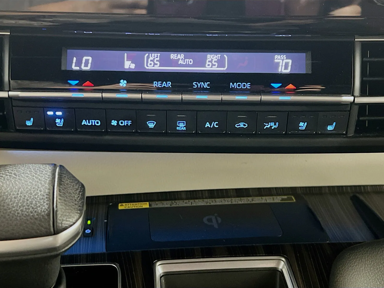 2021 Toyota Sienna Platinum - Photo 12