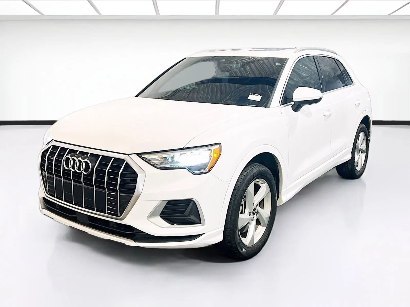 Unknown 2022 Audi Q3 Premium for sale in Chandler, AZ