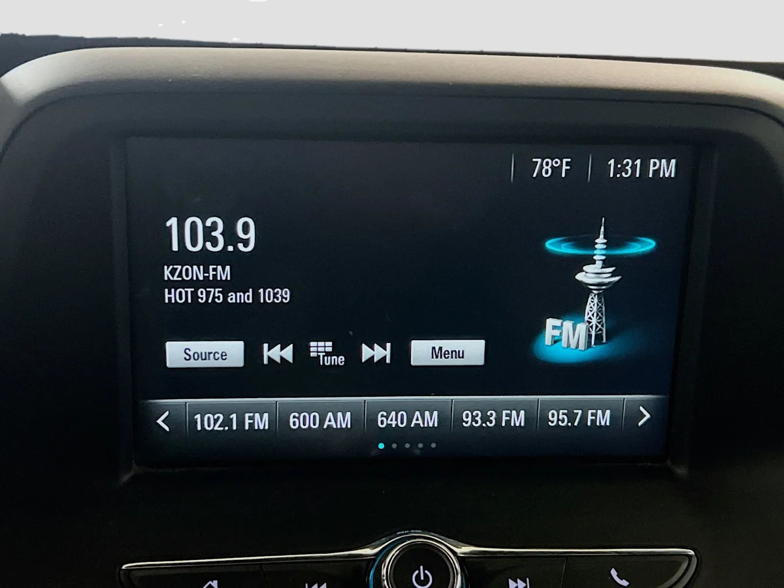 2017 Chevrolet Camaro 1LT - Photo 10