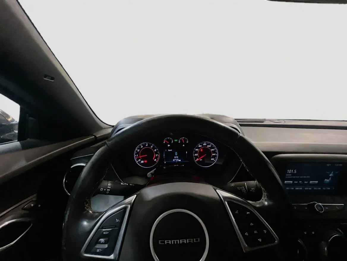 2017 Chevrolet Camaro 1LT - Photo 7
