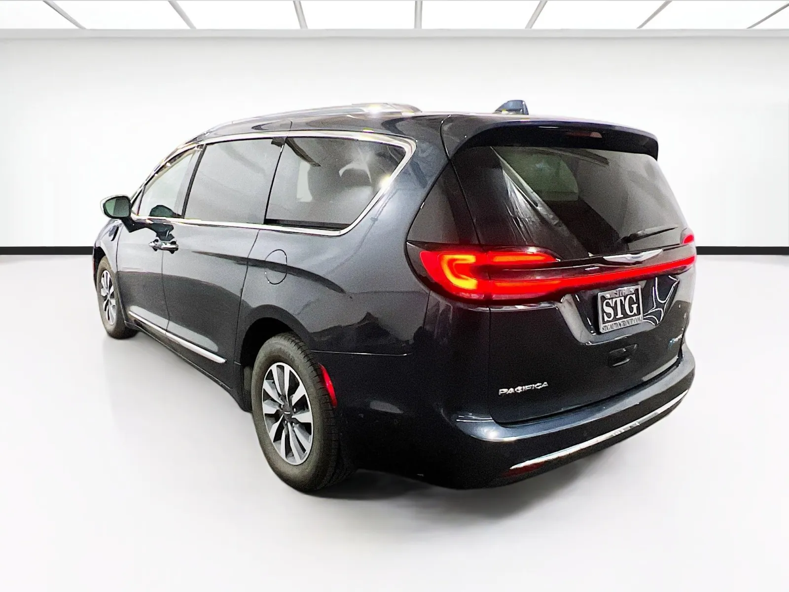 2021 Chrysler Pacifica Hybrid Limited - Photo 6