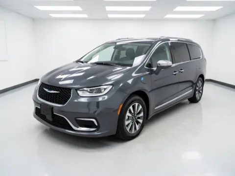 Blue 2021 Chrysler Pacifica Hybrid Limited for sale in Chandler, AZ
