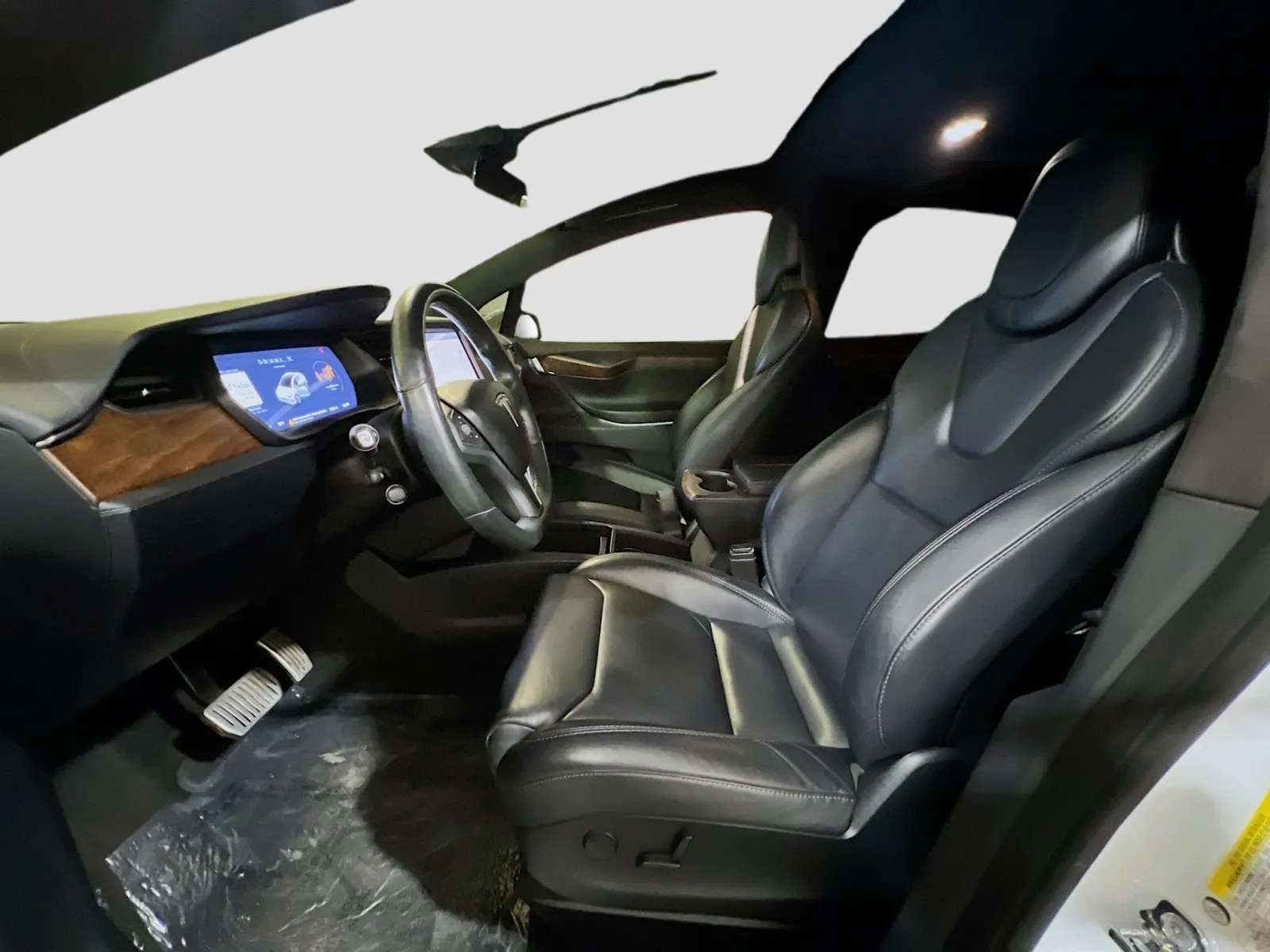 2019 Tesla Model X Long Range - Photo 15