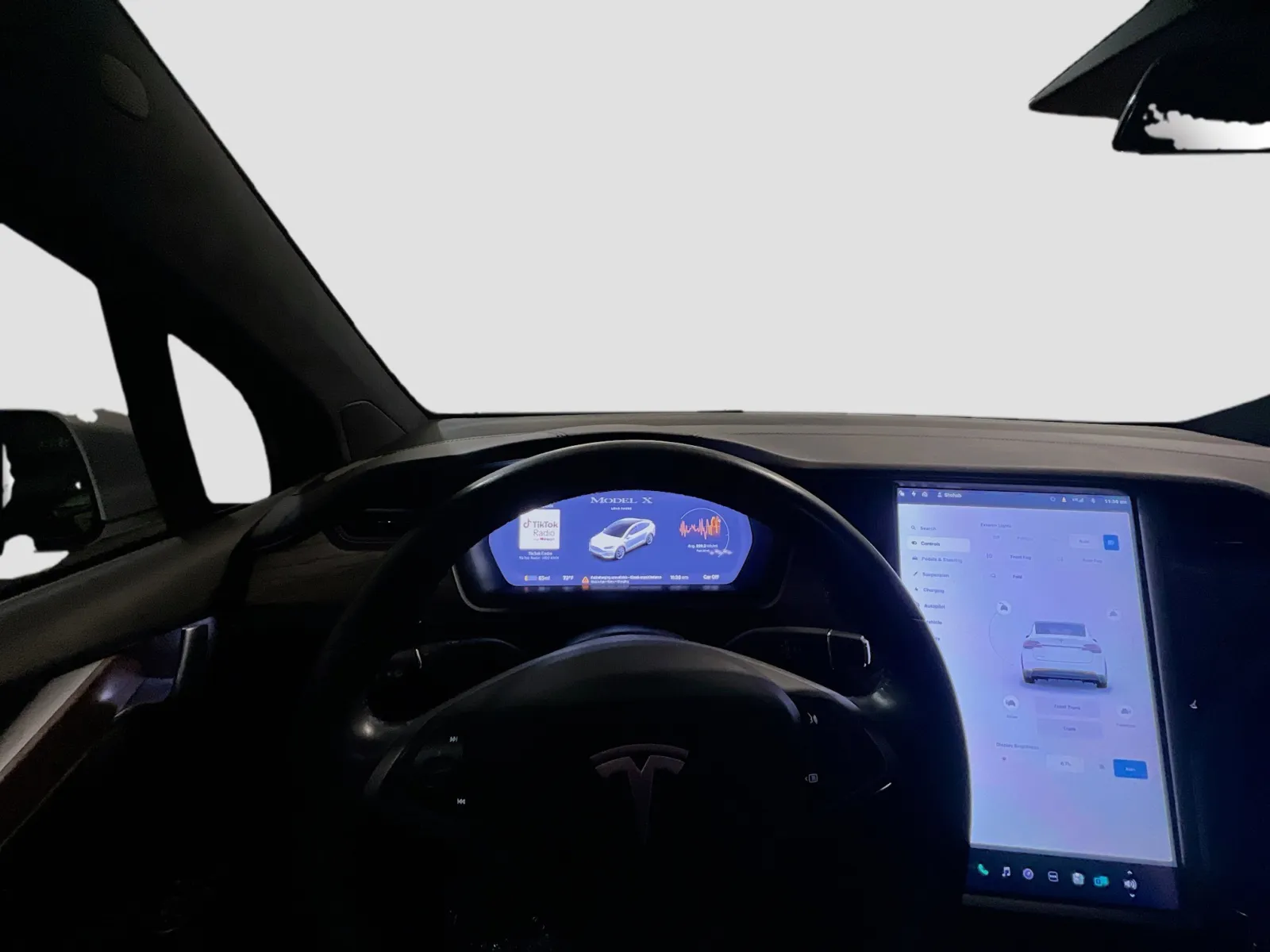 2019 Tesla Model X Long Range - Photo 7