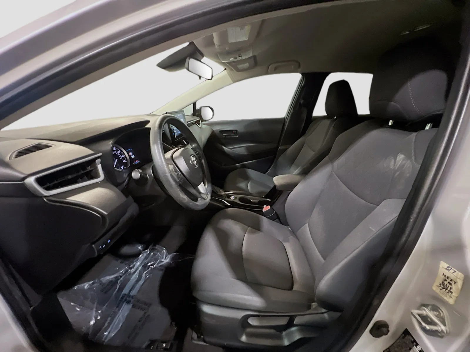 2022 Toyota Corolla LE - Photo 14
