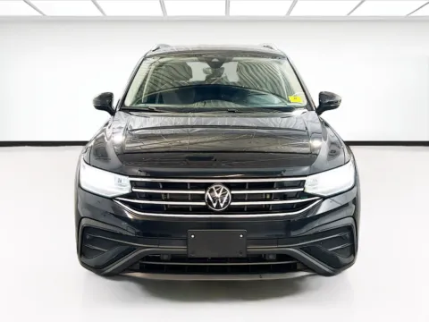 Photos of 2024 Volkswagen Tiguan SE for sale in Chandler, AZ at STG Auto Group of Chandler