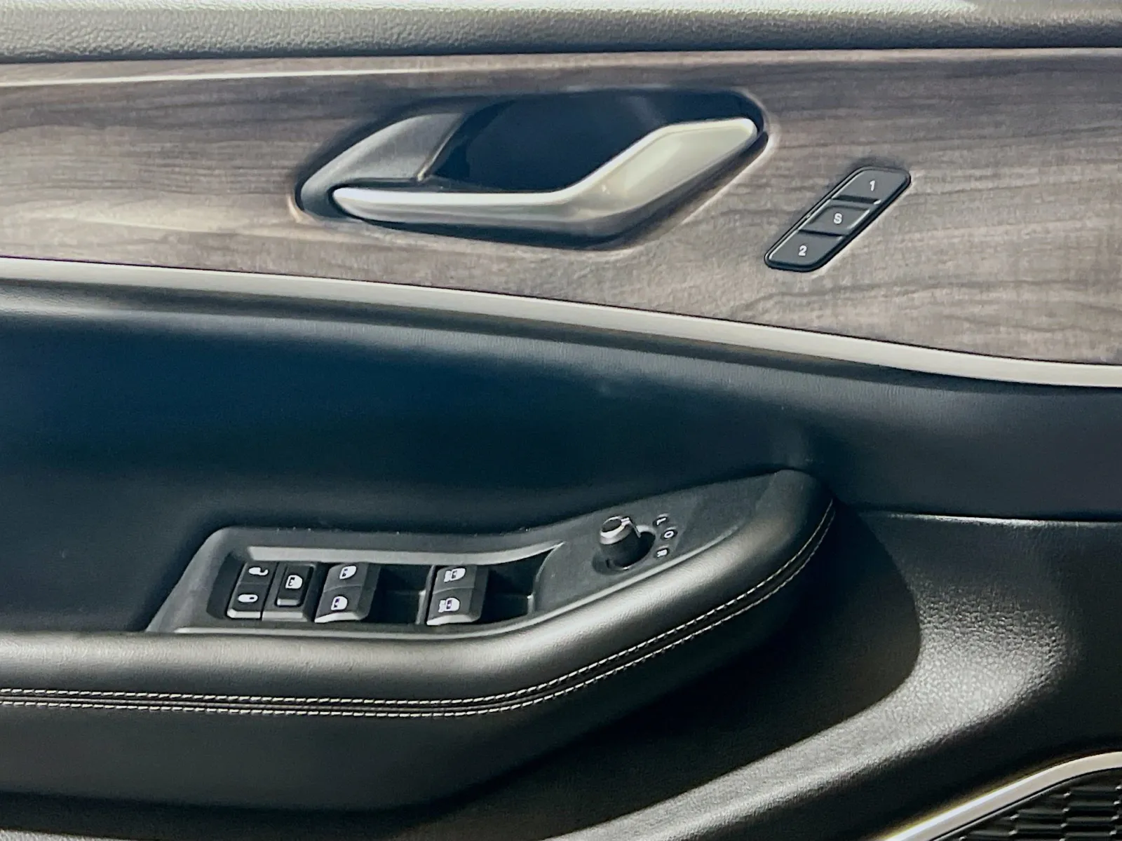 2023 Jeep Grand Cherokee 4xe - Photo 14