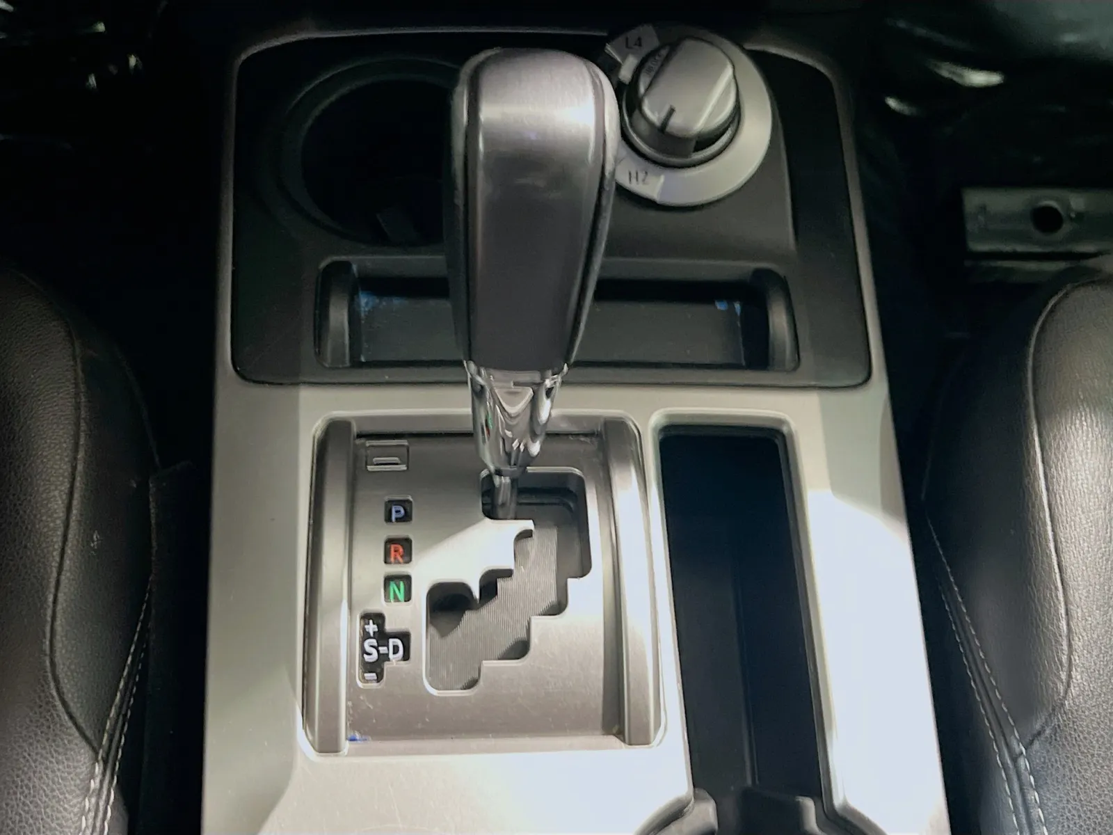 2016 Toyota 4Runner SR5 Premium - Photo 12