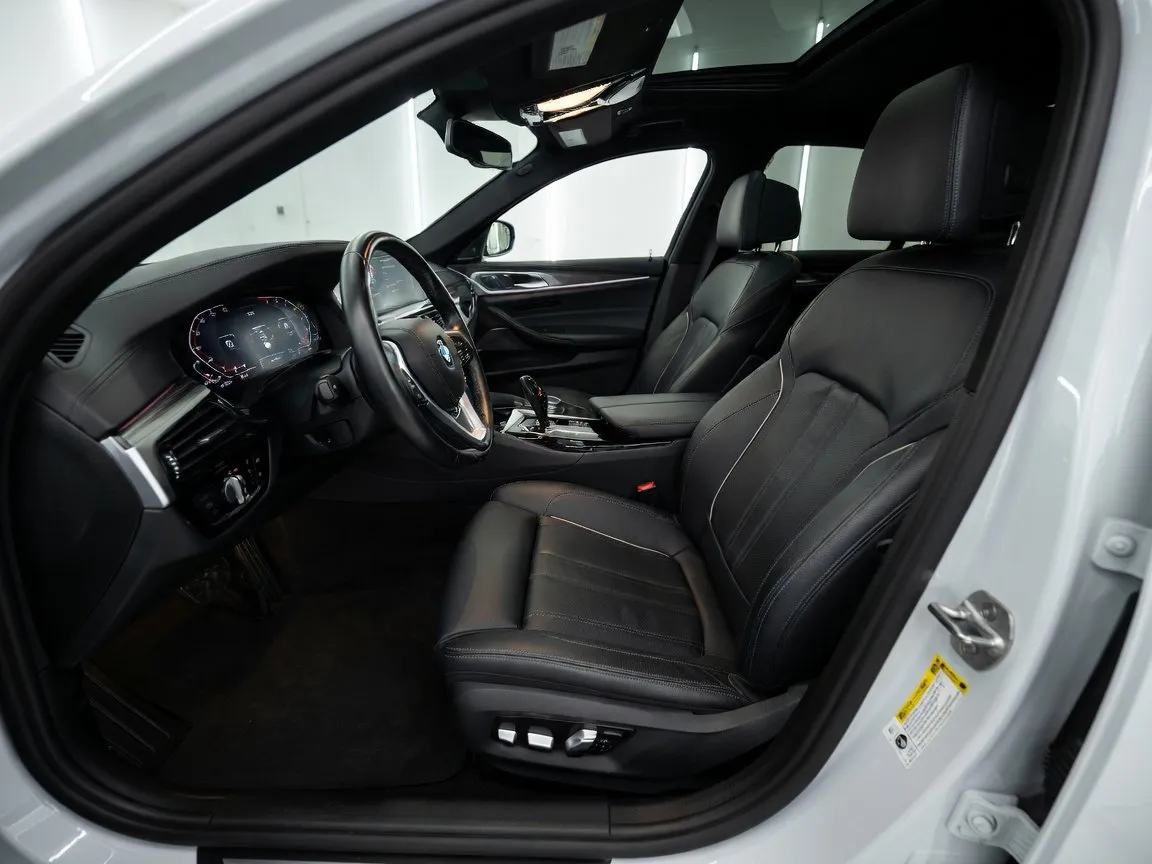 2020 BMW 5 Series 540i - Photo 16