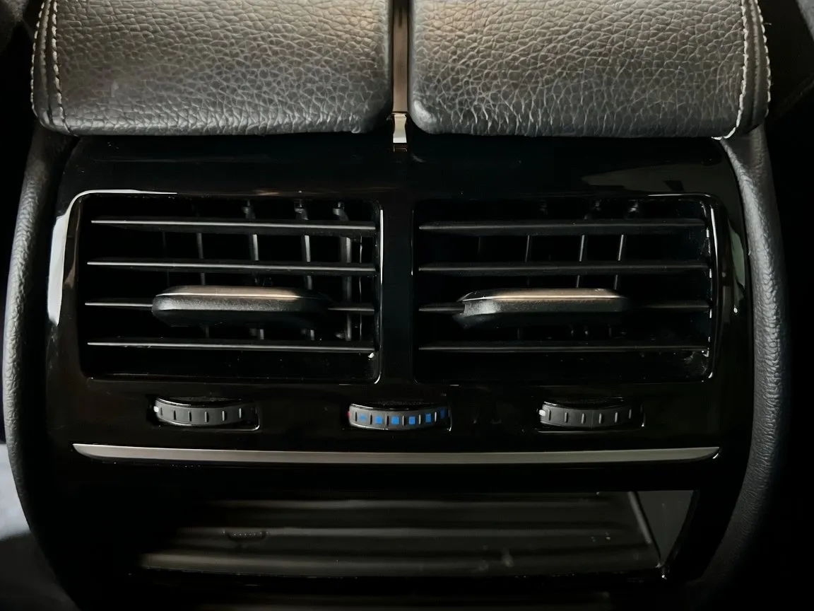 2020 BMW 5 Series 540i - Photo 20