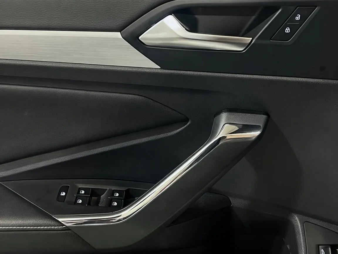 2025 Volkswagen Jetta S - Photo 13