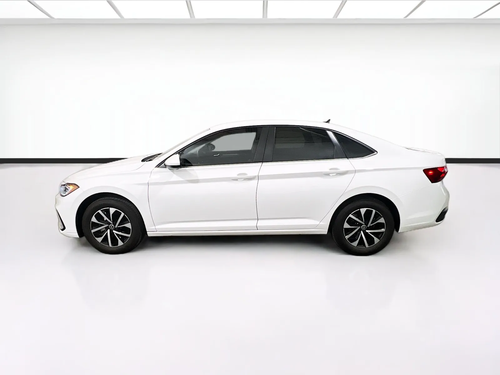 2025 Volkswagen Jetta S - Photo 20