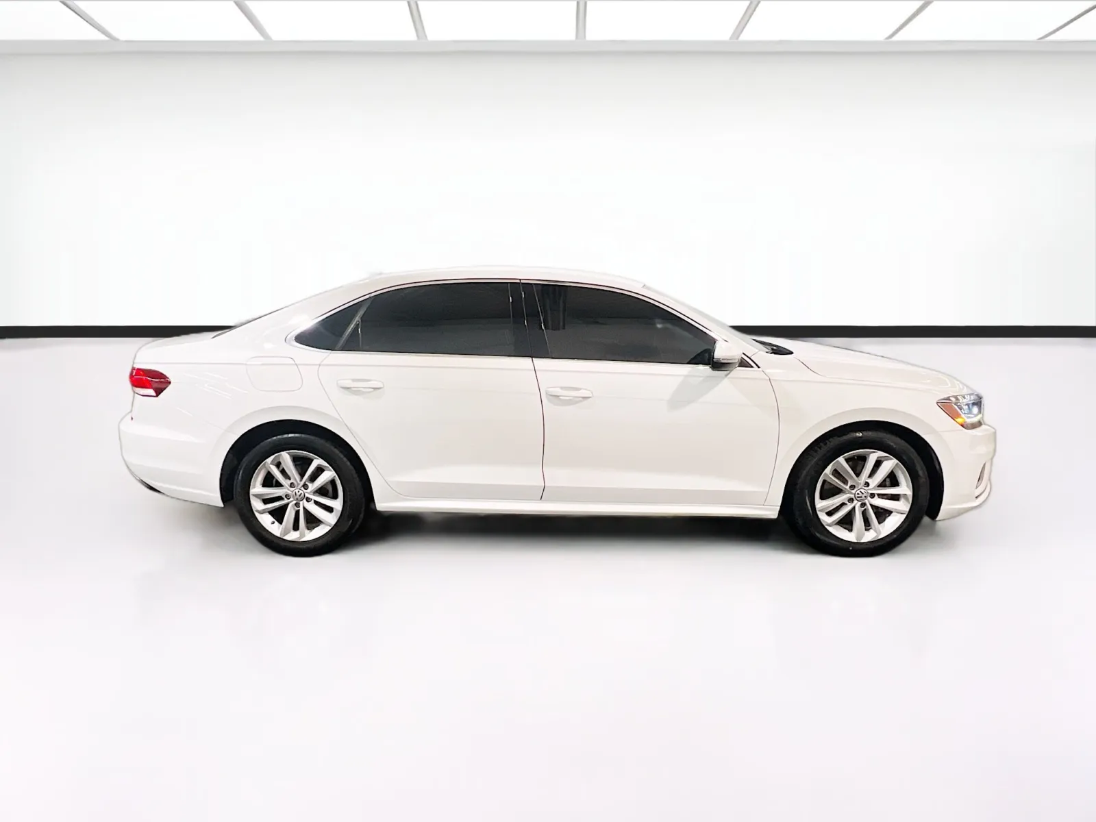 2020 Volkswagen Passat SE - Photo 23