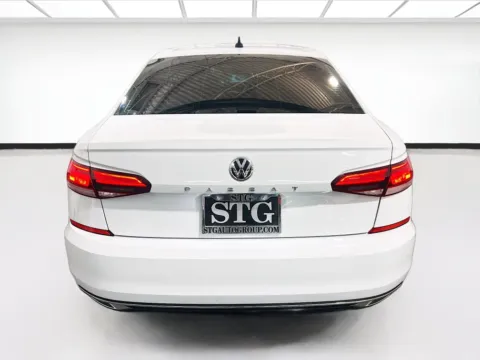 More photos of 2020 Volkswagen Passat 2.0T SE at STG Auto Group of Chandler, AZ
