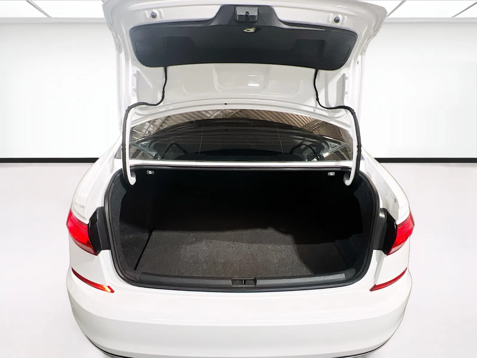 2020 Volkswagen Passat SE - Photo 18