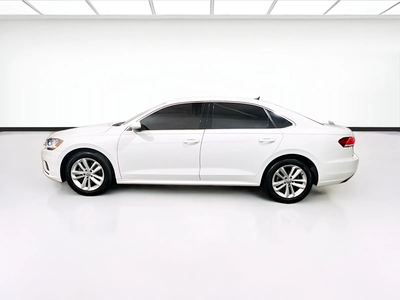2020 Volkswagen Passat SE - Photo 22