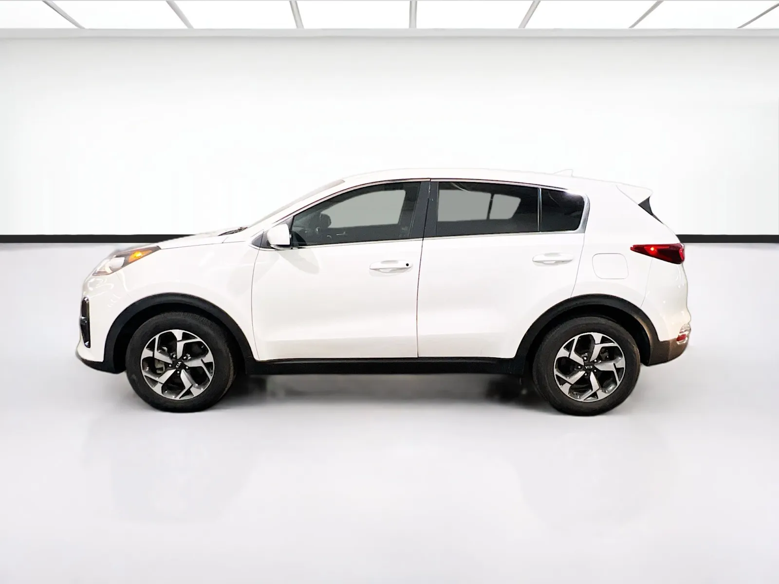 2020 Kia Sportage LX - Photo 22