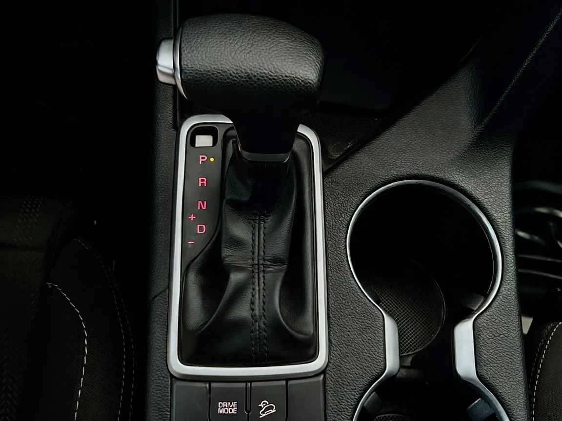 2020 Kia Sportage LX - Photo 12