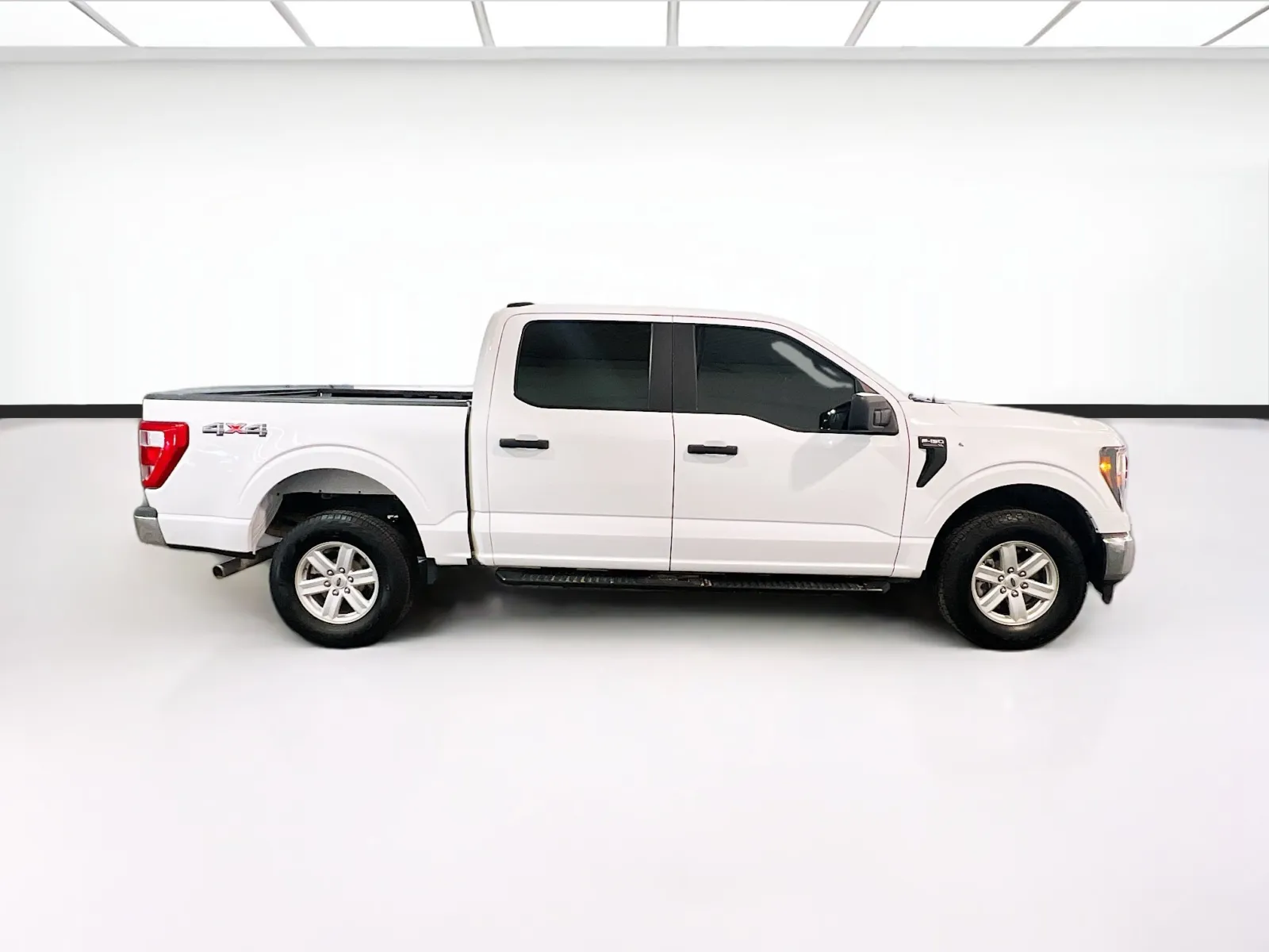 2023 Ford F-150 XL - Photo 22