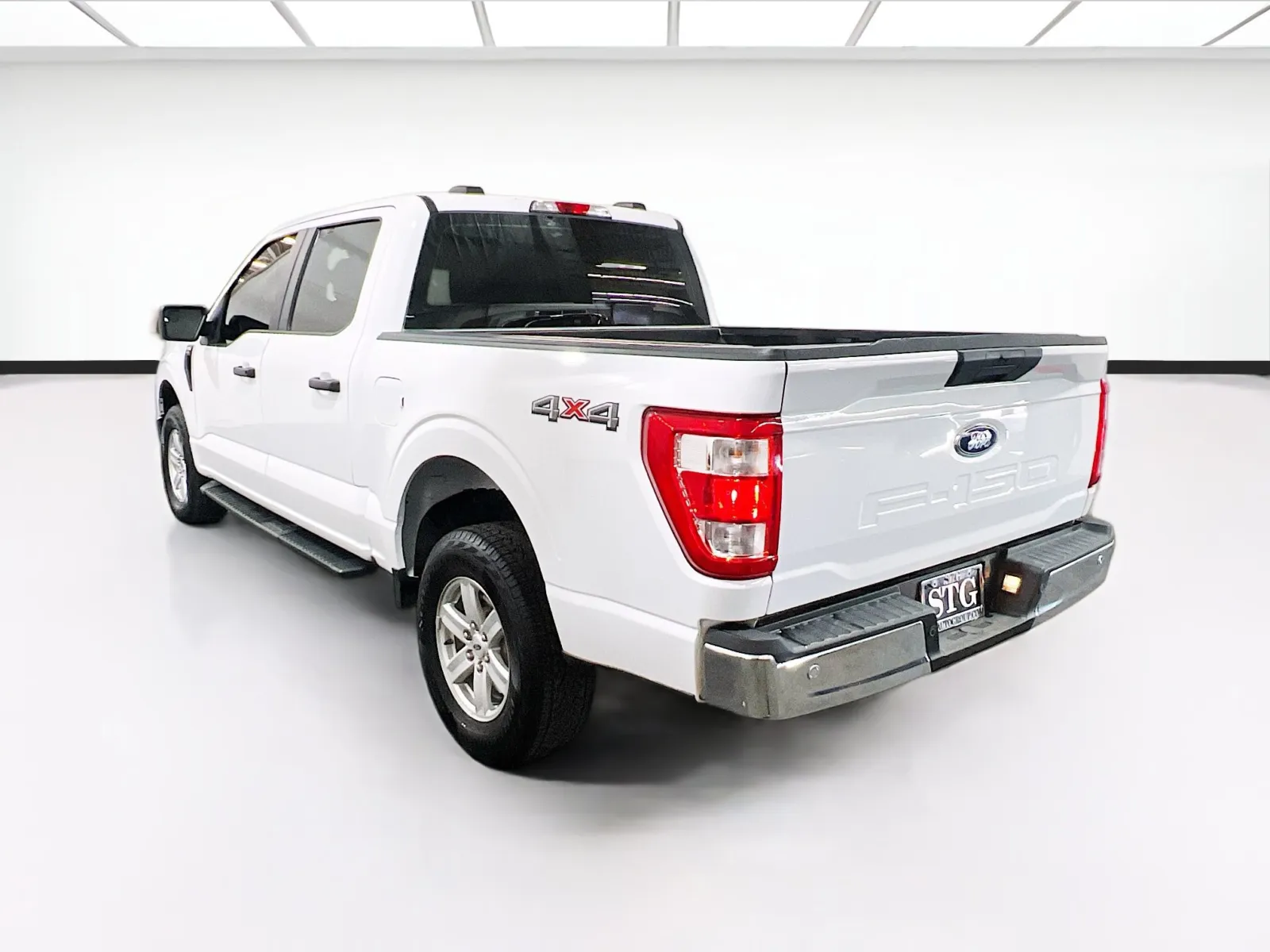 2023 Ford F-150 XL - Photo 6