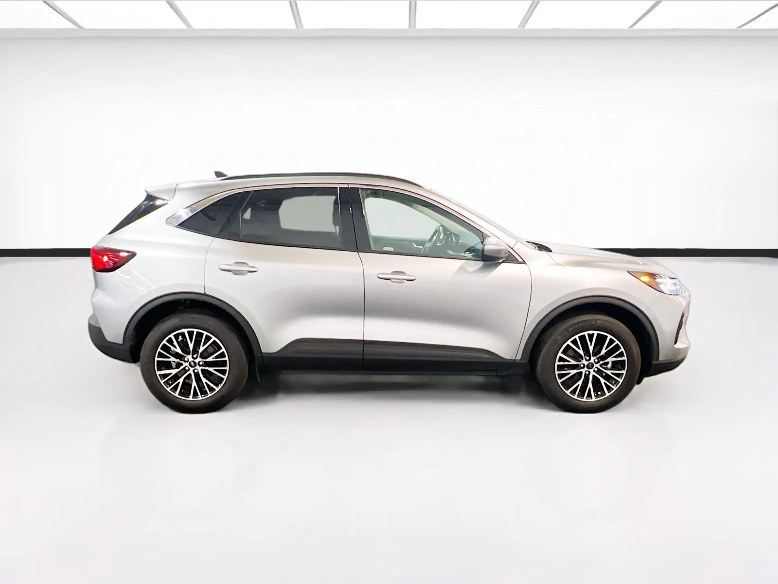 2024 Ford Escape PHEV - Photo 24