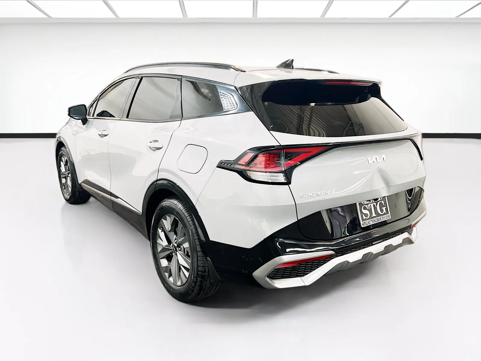 2023 Kia Sportage SX - Photo 6