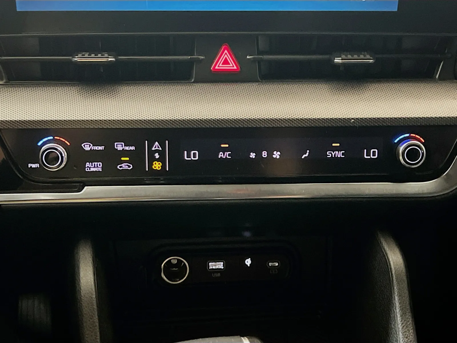 2023 Kia Sportage SX - Photo 11