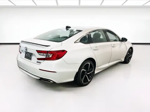 More photos of 2022 Honda Accord Sedan Sport SE at STG Auto Group of Chandler, AZ