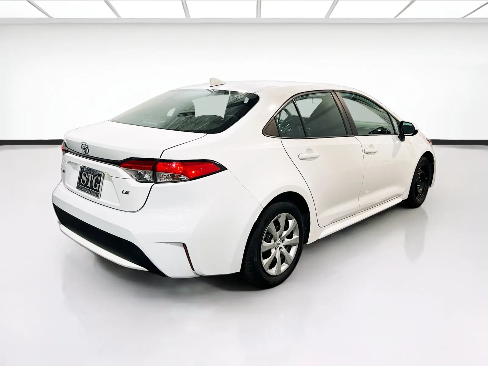 2021 Toyota Corolla LE - Photo 4