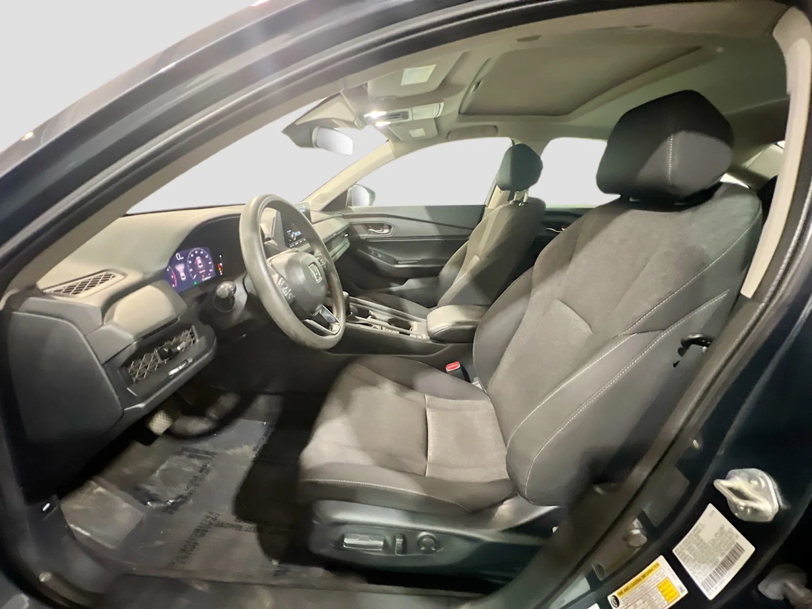 2024 Honda Accord EX - Photo 14