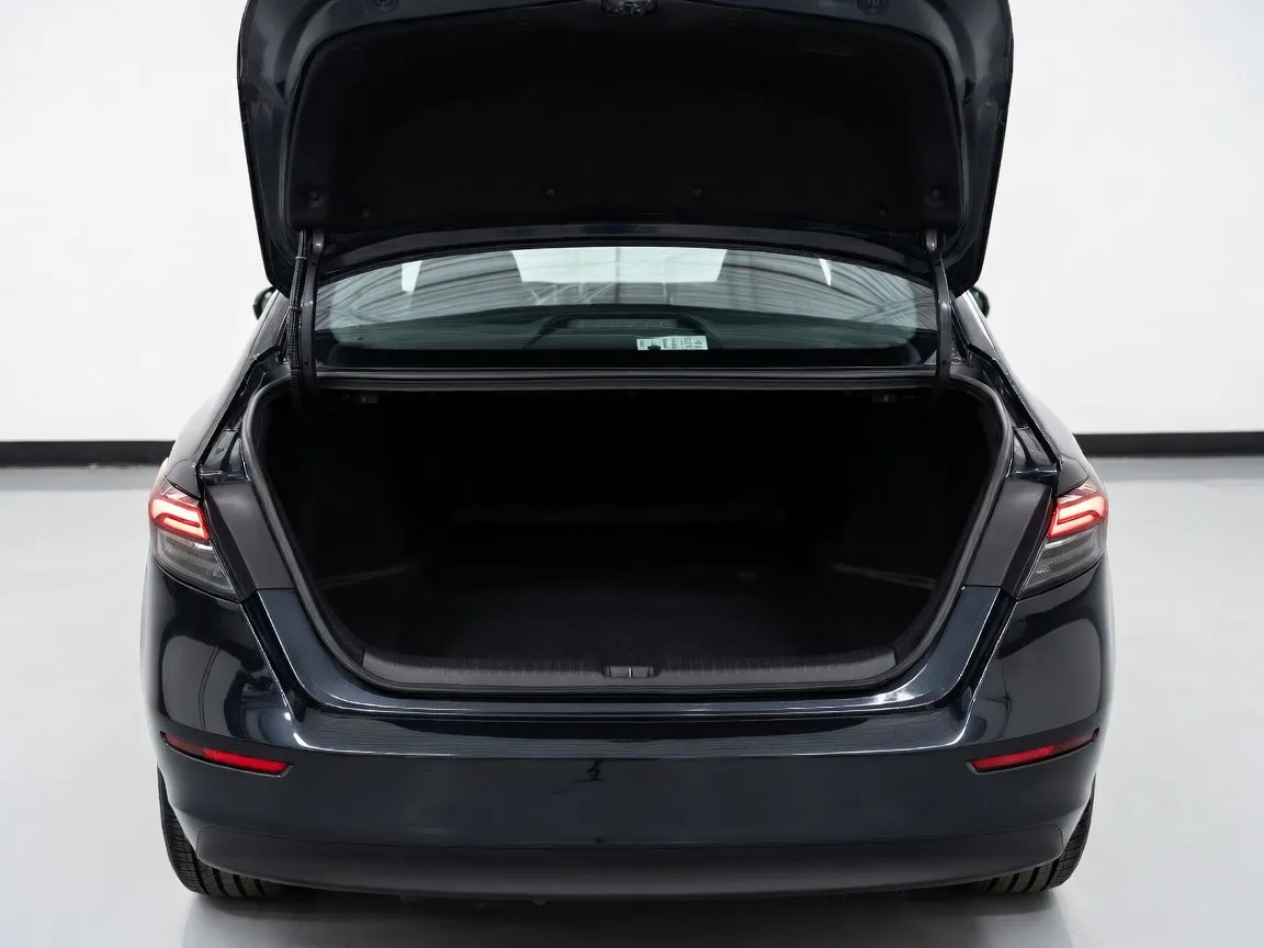 2024 Honda Accord EX - Photo 18